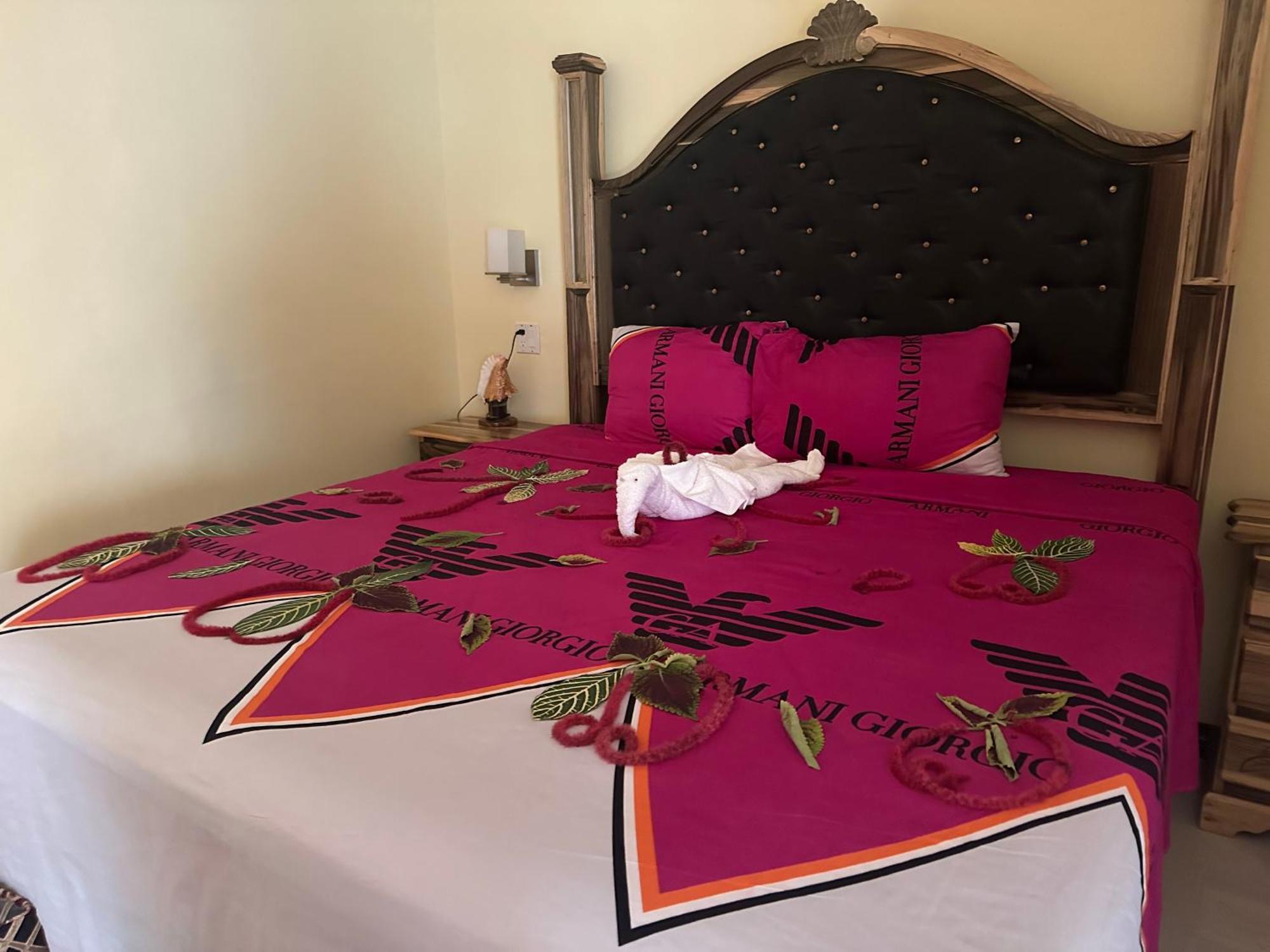 Hotel Yoga Dreams Negril Exterior foto