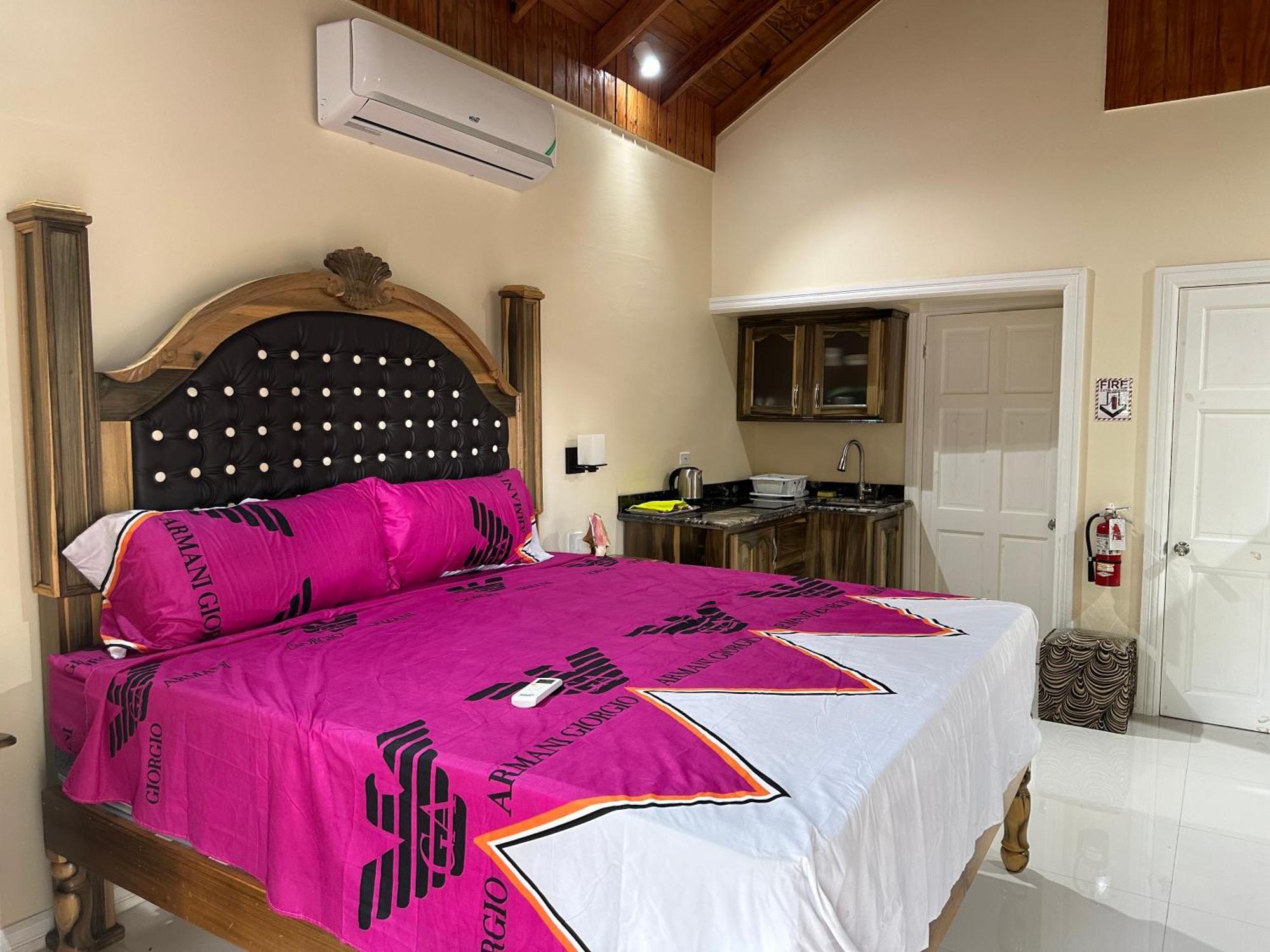 Hotel Yoga Dreams Negril Exterior foto