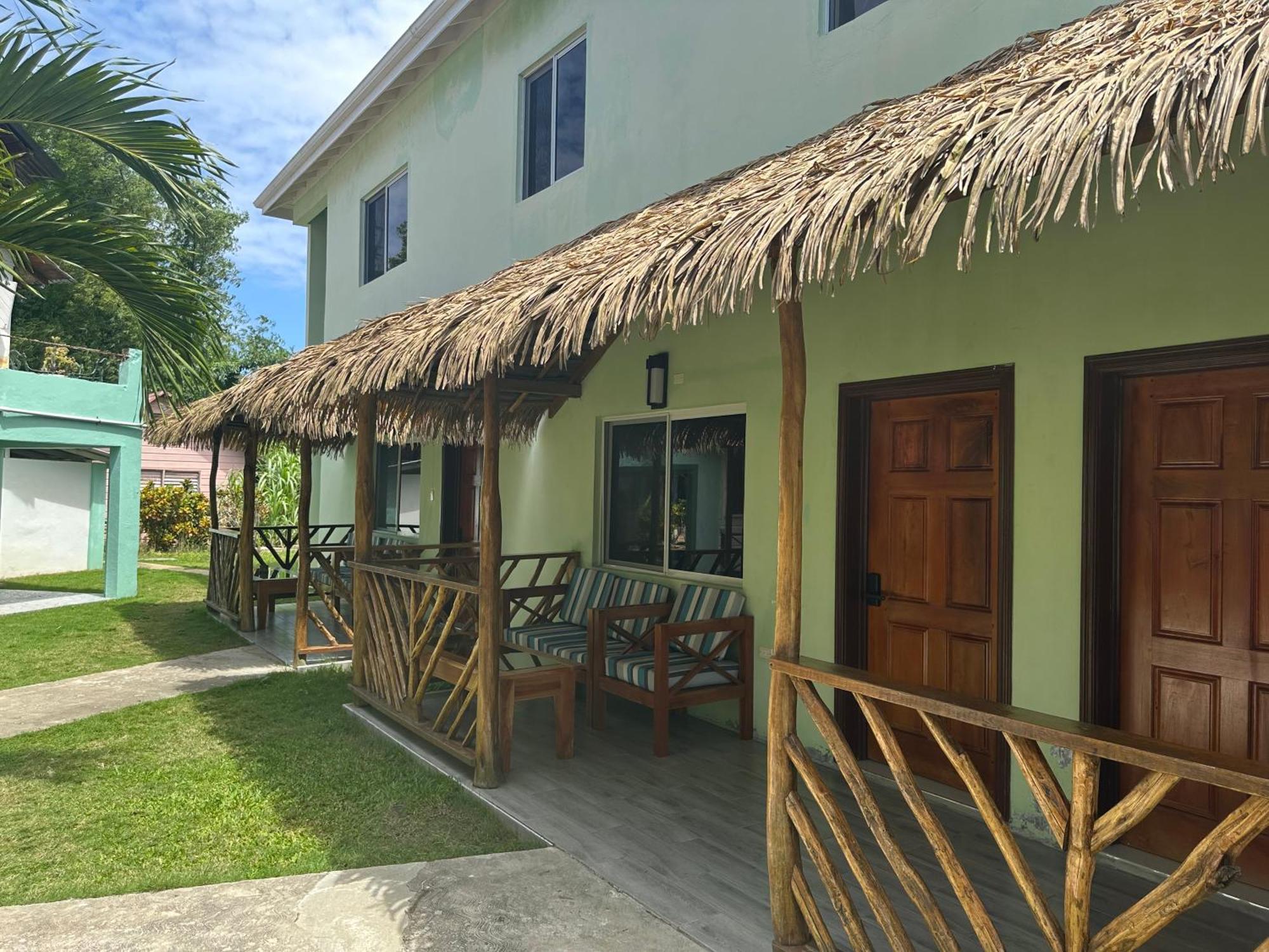 Hotel Yoga Dreams Negril Exterior foto