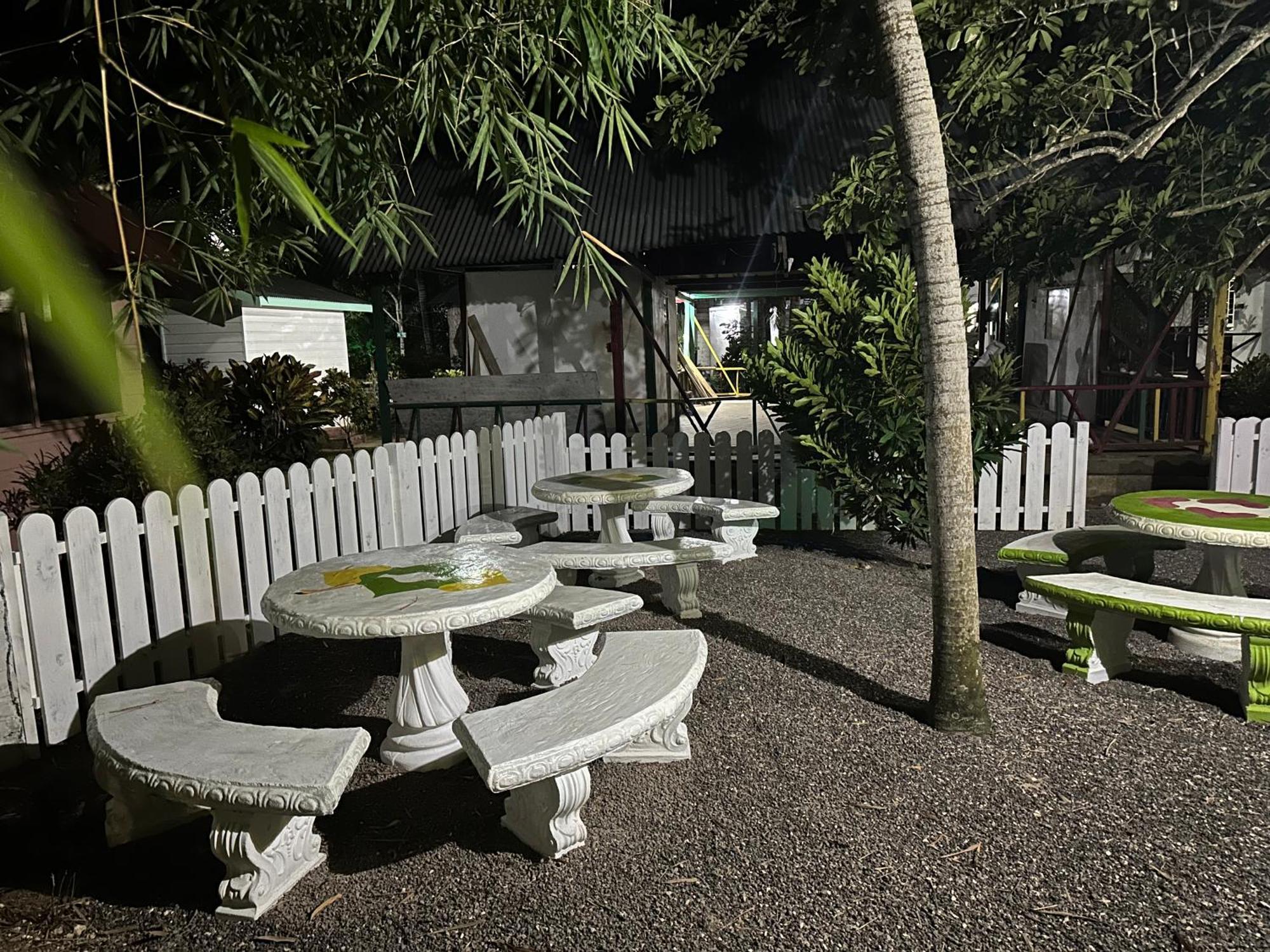 Hotel Yoga Dreams Negril Exterior foto